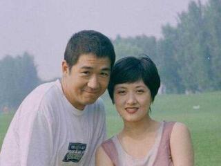张国立现在的妻子是邓婕，但你知道他还有一位前妻吗 张国立