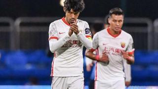 足协杯-上海海港3-0大连人占先机 吕文君传射李申圆破门