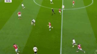 梦幻开局!萨拉赫助攻凯塔破门 利物浦1-0领先曼联