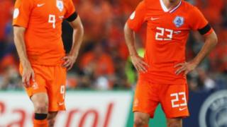 荷兰足球的特色！为何郁金香军团中“范”与“德容”如此多？