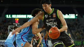 NBL-周琦首秀8分5篮板3封盖 凤凰队24分胜破坏者