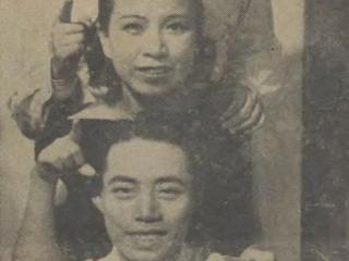 这是一张江青的“叠罗汉”合影，拍摄于1935年，那时她只有21岁