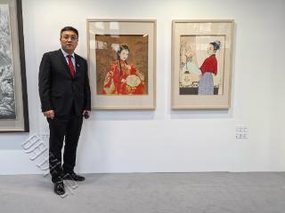 画家崔景哲携“中国红”亮相法国巴黎中法艺术大展