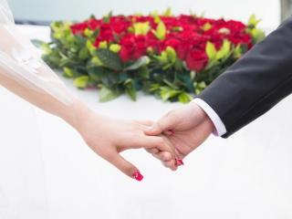 手牵手，心连心——婚姻平等的重要性不容忽视
