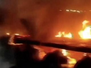 多国谴责！被焚毁踩踏 向加沙运送物资车队再遭袭