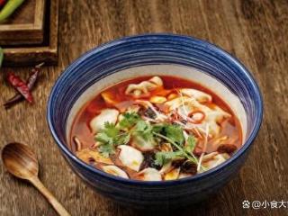 美味的酸汤水饺：做法简单，超级开胃！学会顿顿都想吃！