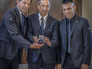 米兰市长为国米颁奖，马洛塔：感谢俱乐部老板的付出和信任