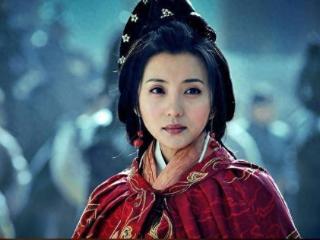 曹操垂涎，刘备喜爱的人是谁，人称三国第一美人