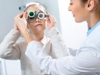 手机和电子设备对眼睛健康的影响是什么？如何预防数字眼疲劳