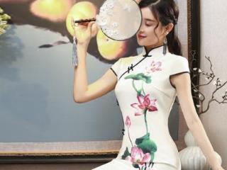 中式改良旗袍裙，优雅性感随心所欲，彰显女性优雅气质