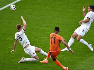 欧洲杯：法国小组第2晋级，英格兰闷平避开死亡半区