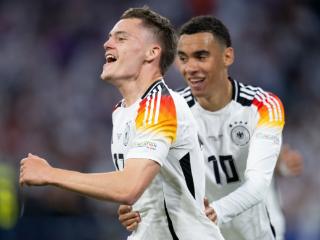 德国本届欧洲杯4战赢下3场，追平此前大赛12场总赢球数