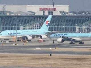 韩国突发：空姐行李内发现实弹