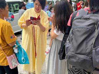 TVB前金牌绿叶被曝已结婚生女，父亲是黄子华司机，母亲曾反对