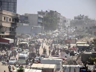 以军袭击加沙地带南部汗尤尼斯 死亡人数升至81人