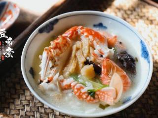夏天，食欲全无的时候，最喜欢潮汕的这一锅虾蟹粥