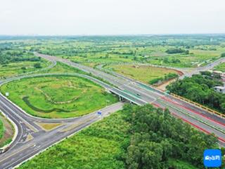 g9813万洋高速王五互通立交工程即将通车