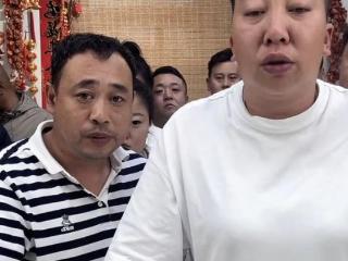 网红东北雨姐口碑崩塌，30万赔偿反咬敲诈，聊天记录曝光引众怒