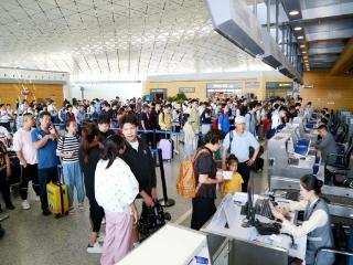 航空业全面复苏长春机场迎来国庆假期高峰