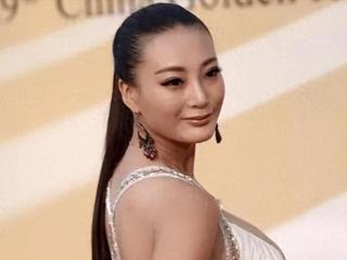 中国乳神王李丹妮再惊艳网友直呼有点过火