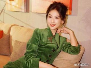 黄圣依与杨子的婚姻迷局：真假离婚引发网友热议