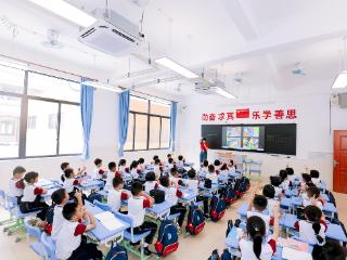 家长如何参与惠州初中学校的教学管理与学生活动？