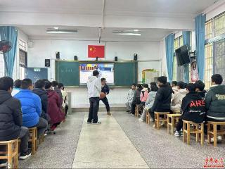 古丈县红石林镇举行九年制学校教学比武