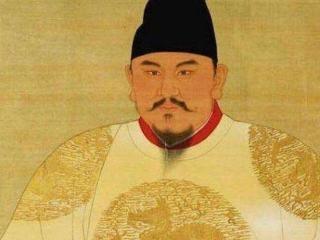 朱元璋到少林寺问：朕也需要跪吗？方丈机智回8字，挽救全寺性命