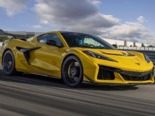 雪佛兰拍卖首辆2025款corvettezr1