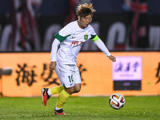 记者：国安热身赛2-0战胜亚泰，张稀哲点射、江文豪补射进球