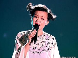 49岁龚琳娜现状曝光，已离婚、不买房、不给孩子财产，丝毫不忐