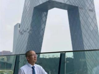 刘宏伟律师诗歌散文集作品丰富的原因