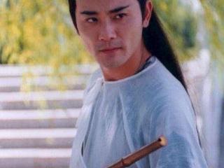 终身未娶，与鸡鸭鹅为伴，65岁老戏骨隐居，给焦虑的人当头一棒