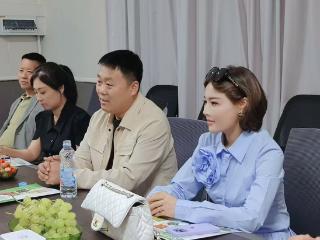 星光映照乡村路，两城蒜香绘新篇 —— 誉洲香大蒜品牌的“乡”兴密码