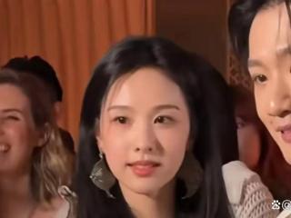 好利来二公子颜值在线，与陈都灵同框却毫不逊色