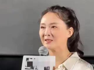 51岁王艳老的根本认不出，曾经明艳照人，如今尽显岁月痕迹