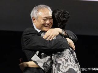 卧虎藏龙25周年：李安与章子怡跨越世纪的拥抱江湖未远，情谊长存