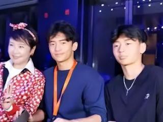 谢振轩：长兄如父，用爱与责任为弟弟撑起一片天