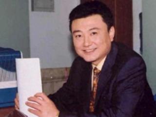传前主持人王宁在日本做大血净 61岁的他脸色发黑像块碳 疑患肾病