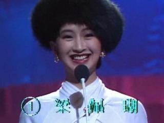 TVB港姐九年豪门婚姻保鲜，三遭悔婚遇真爱，丈夫逆龄生发引热议