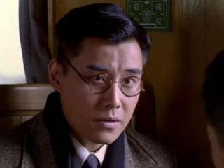 重看《悬崖》，发现金教授被抓不是因为骂周乙，根源藏在高彬身上