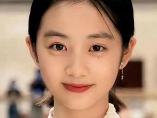 黄磊女儿多多进军娱乐圈，搭档王一博汤唯，颜值与才华兼具！