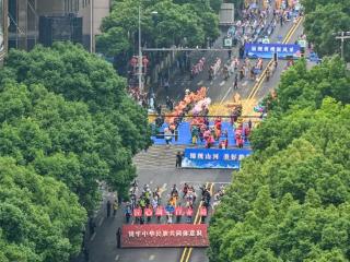 万人空巷！贵州民族团结大巡游来了
