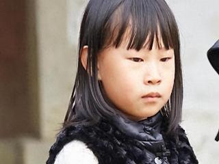 十年逆袭！'最丑星二代'沈佳润靠自信走出阴影成焦点