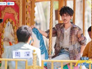 《奔跑吧13》后期“P安全带”引争议，这已经不是第一次这么做了