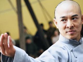 李连杰谈生死无所谓，骨灰撒海或埋树下，网友热议态度分歧