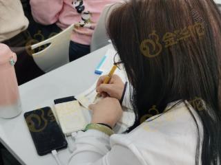 金华佗：助力中医爱好者系统学习与职业发展