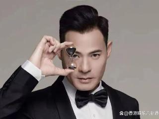 TVB“最佳男配”黄智贤地铁被偶遇，网友认脸不认名