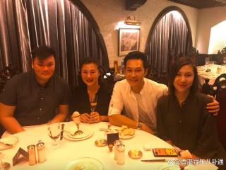 62岁TVB冻龄男神张兆辉回乡祭祖超豪气，开名车戴金表祭祖