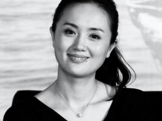 继朱媛媛后，央视名嘴曹颖也传来“坏消息”，最放心不下年幼儿子